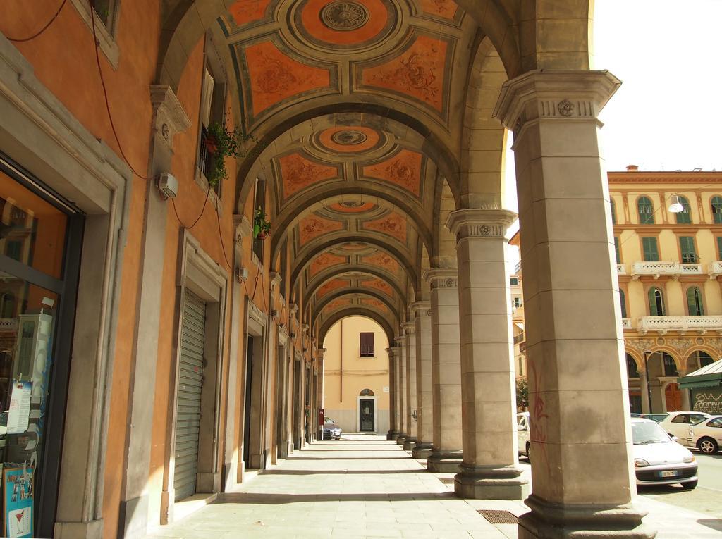 Il Portico - La Spezia To Go 5Terre Apartman Kültér fotó